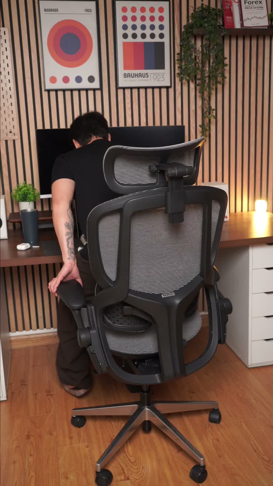 Kê chân gập dưới mâm ngồi S3 Pro