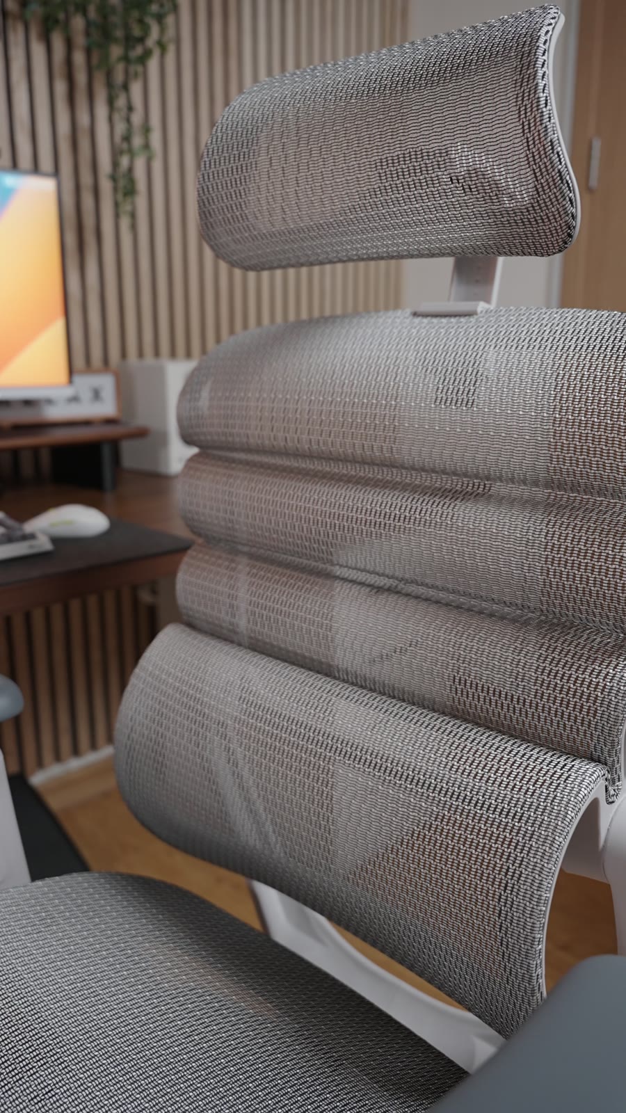 Cận lưới Wavy Cloud Mesh trên lưng Foris