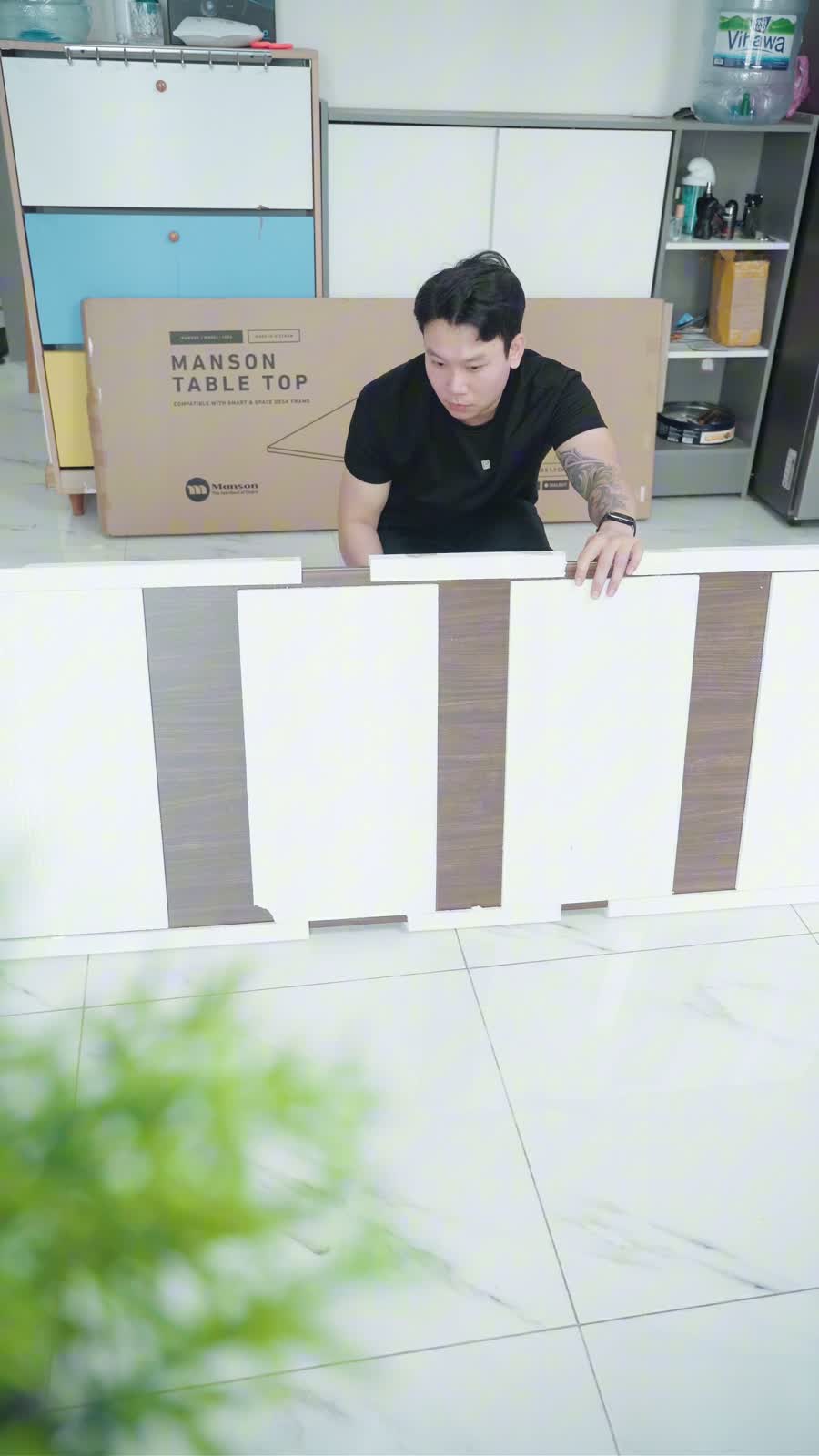 Mở thùng bàn Manson SmartDesk